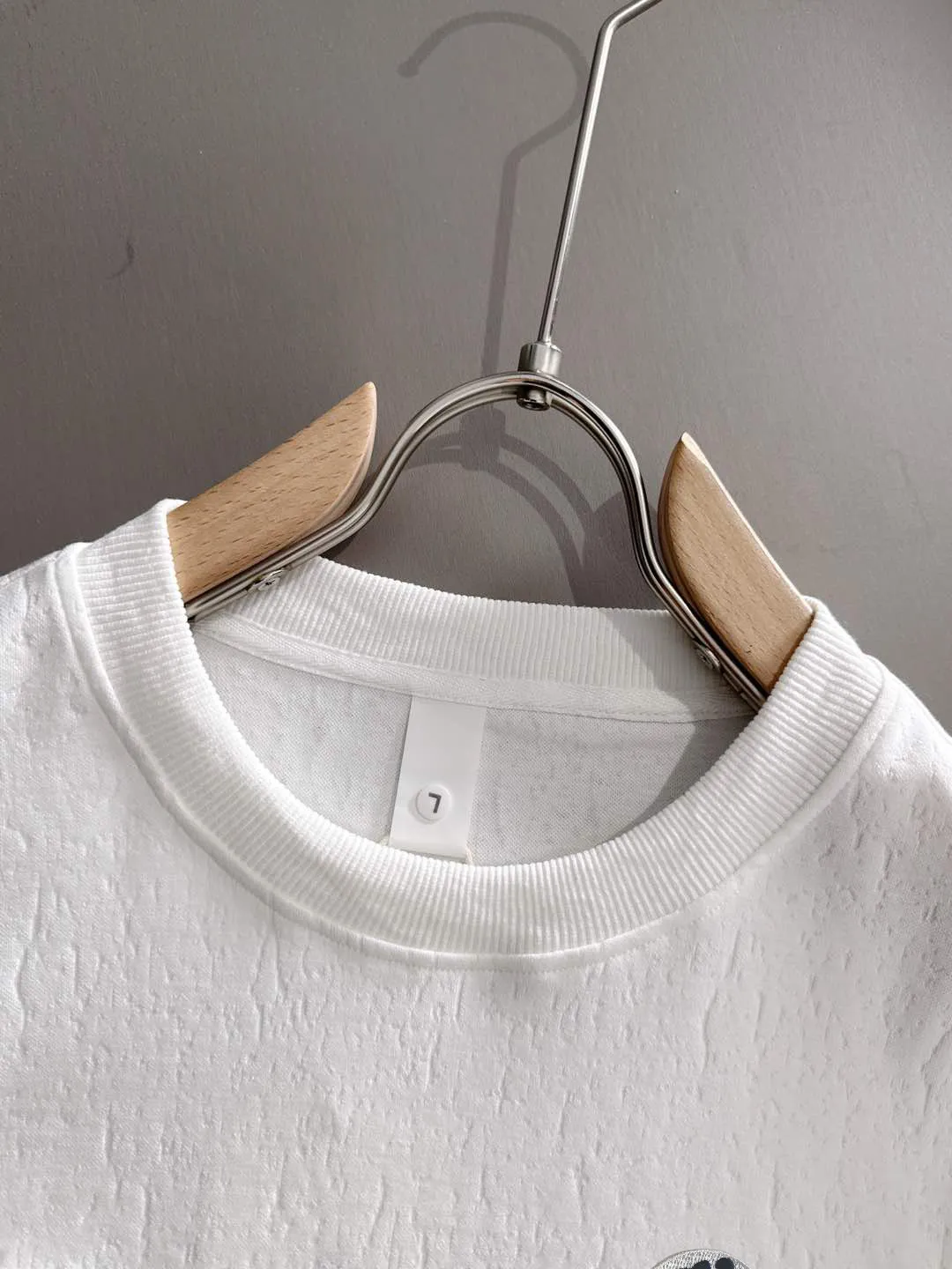 Quality 26ss New Arrival T ， ， T ， ， ！ 。 Size：M 4XL